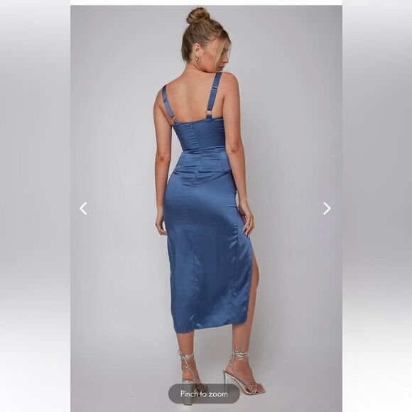 KRISTIN KNOTTED WAIST SPLIT MIDI DRESS NAVY✨ - Picture 2 of 7